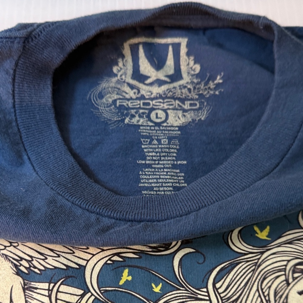 Red Sand, Blue Graphic Tee, Volleyball - Picture 2 of 7